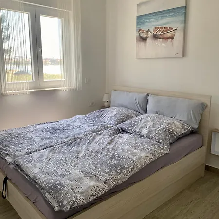 Blizina Mora Ii, Grosse Dachterrasse Mit Wintergarten, Meeresnaehe 30 M Апартаменты *